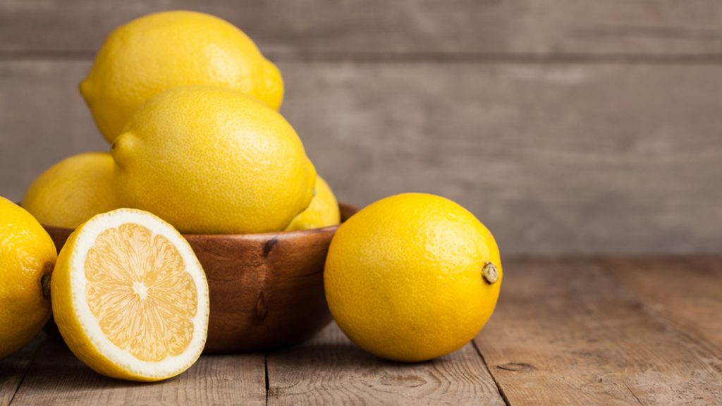 осветляет ли лимон волосы